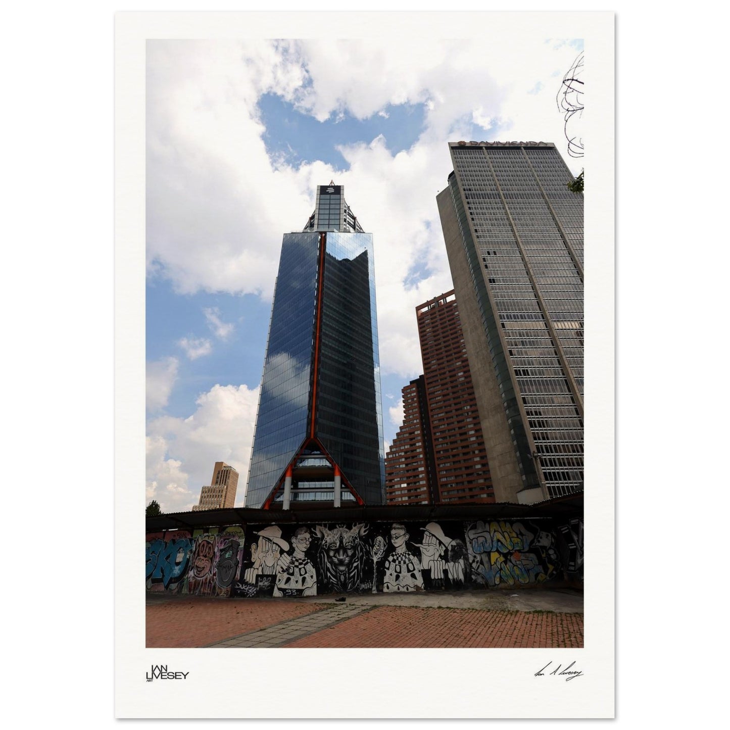 015b8930-d781-494f-a7f1-8b6420870219