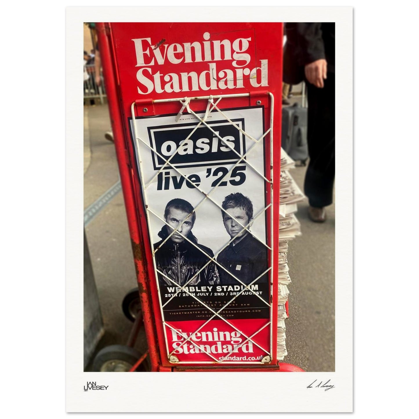 8feffa00-bdb0-4313-9cd4-4437a93d141e